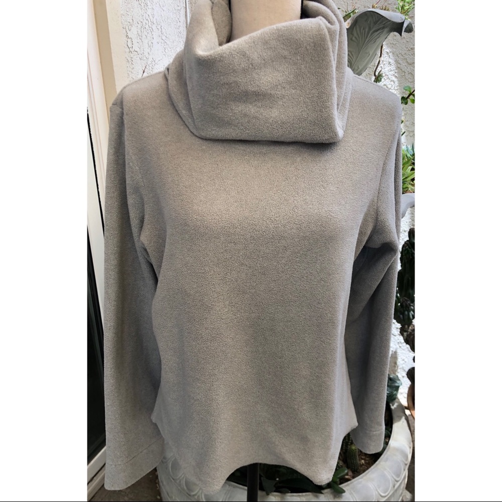 4 for $20 🏷️The Gap Fleece Turtleneck Long Sleeve Large